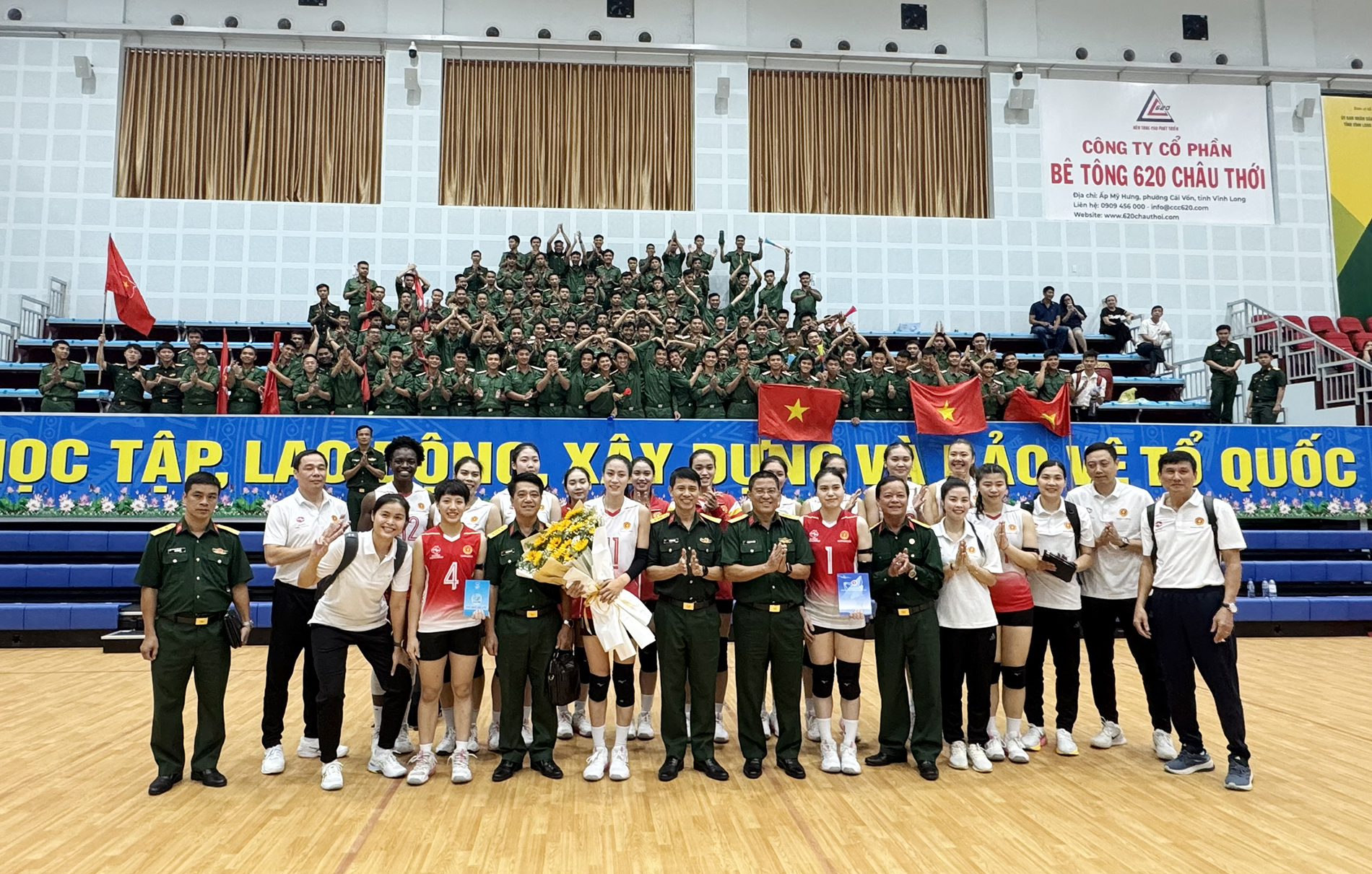 Câu lạc bộ bóng chuyền nữ Binh chủng Thông tin - Binh đoàn 19 trở lại ấn tượng

